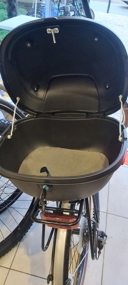 Elektrikli Bisiklet Motorsiklet  E-Bike Port Bagaj Arka çanta Kilitli Siyah 20 lt